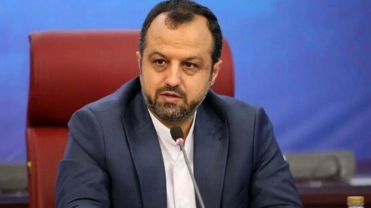 وزیر اقتصاد: عرضه خودرو در بورس کالا برای همیشه امکان پذیر نیست / عدهای در بورس کالا دلالی می کنند