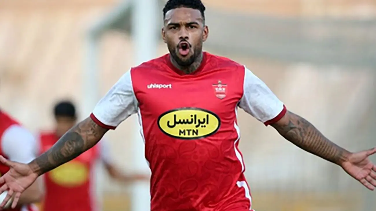 پرسپولیس 1 - لوکادیا 0 ؛ نبرد حقوقی به سود قرمزها تمام شد/ لوکادیا برمیگردد؟