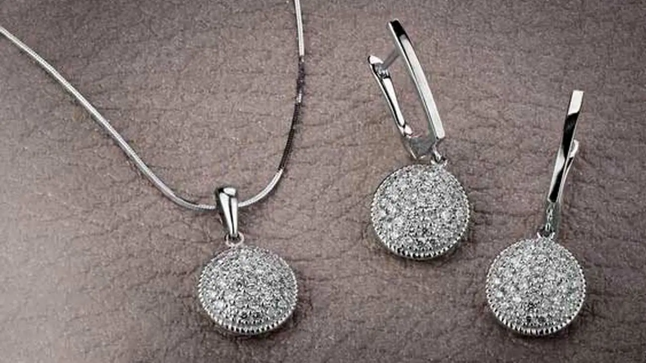 چگونه از تغییر رنگ طلا سفید جلوگیری کنیم؟
