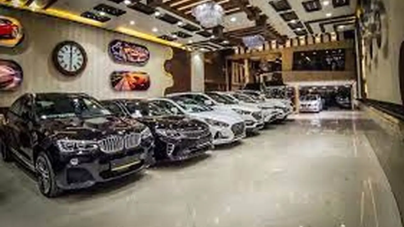 سود نمایشگاهداران از گرانی خودرو