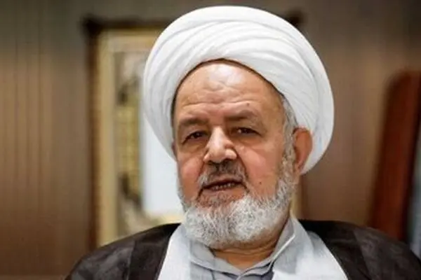 انتقاد از سخنگوی دولت: چرا قوانین راهنمایی و رانندگی را لازم الاجرا می دانید، اما در مورد حجاب می گویید نباید اجبار کرد؟
