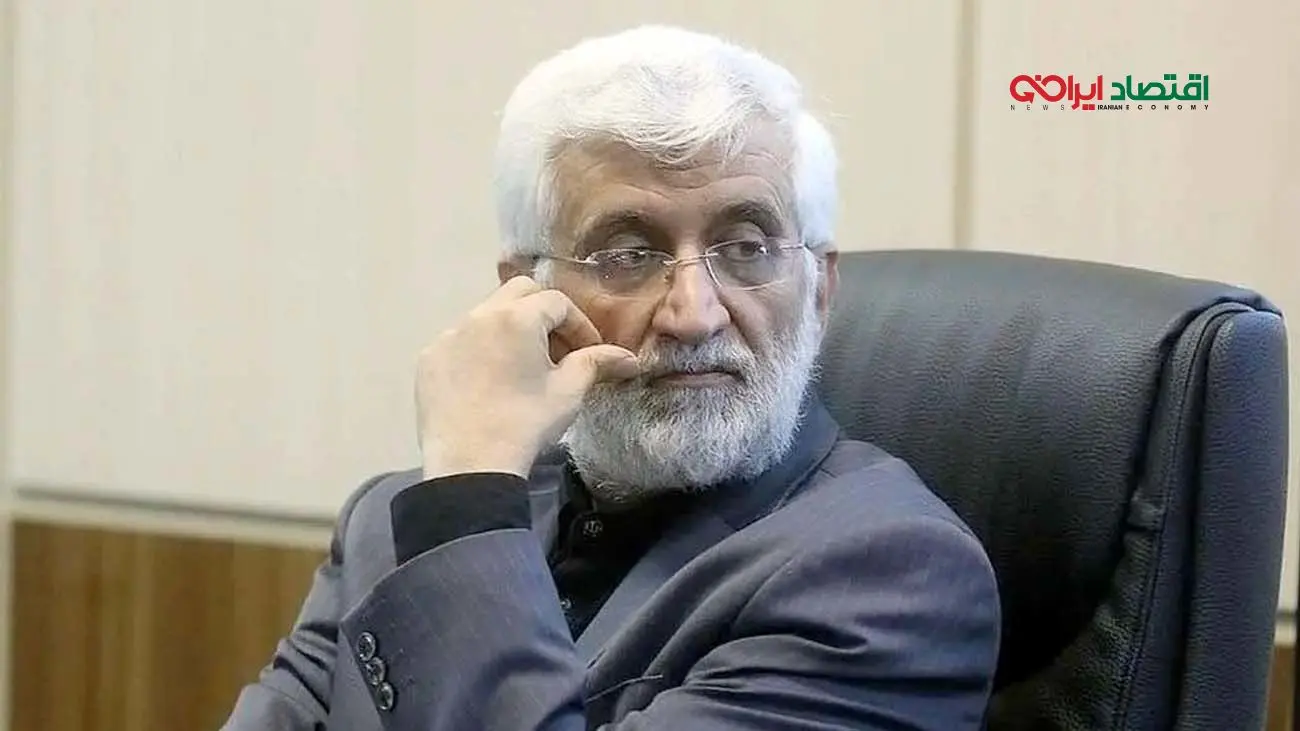 پزشکیان جواب جلیلی را داد؛ اگر عینک دودی به چشم بزنیم، دنیا را سیاه و سفید می‌بینیم
