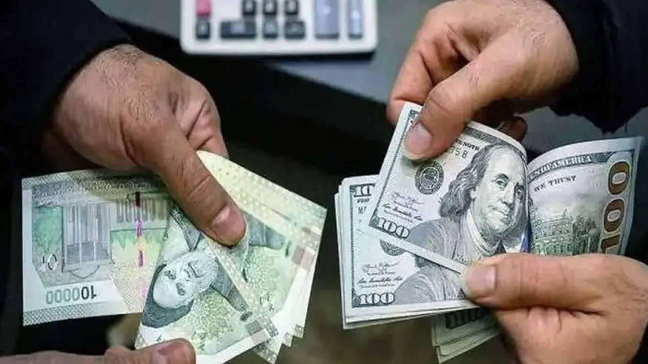 بازی جدید دلار در بازار ایران!/ آیا دلار به زودی گرانتر میشود؟