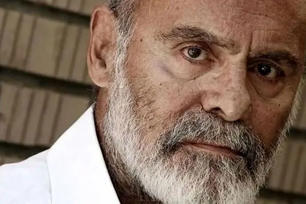 ظاهر متفاوت جمشید هاشم پور و دخترش در جشنواره فیلم شهر!