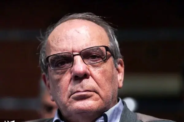 عباس عبدی: عدالت در ایران، جناحی توزیع می‌شود