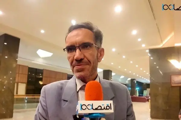 مطالبه به حق همسان سازی حقوق بازنشستگان را پیگیری می کنیم +فیلم