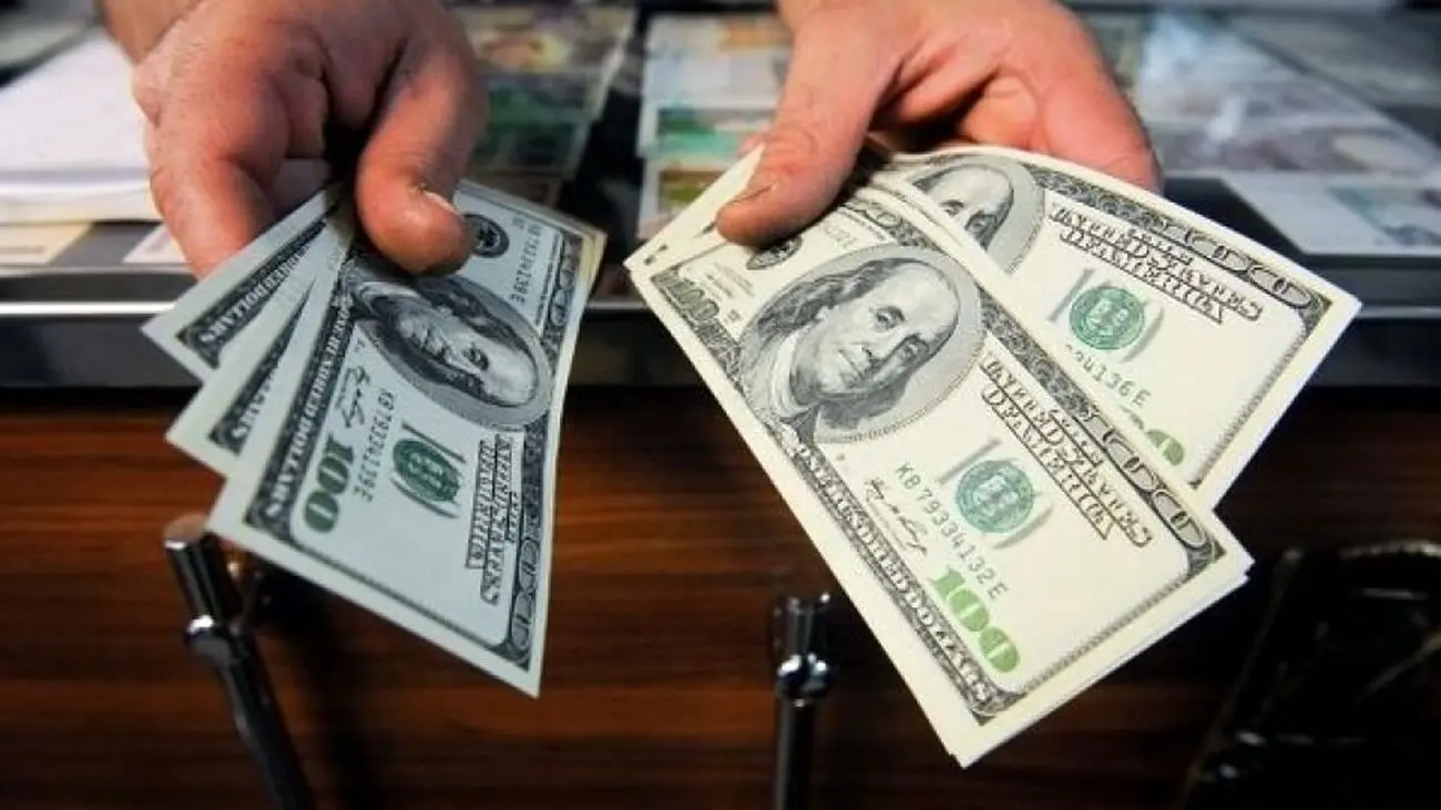 جدیدترین قیمت دلار، یورو و درهم در مرکز مبادله ارز / کاهش جزئی قیمت دلار + جدول