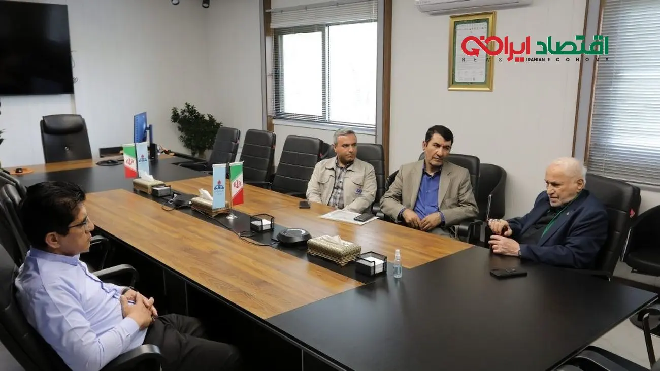 راهکارخالی شدن زندان ها اصلاحات اقتصادی است/ اهداف اقتصادی کشور در برنامه هفتم توسعه با تلاش محقق می شود