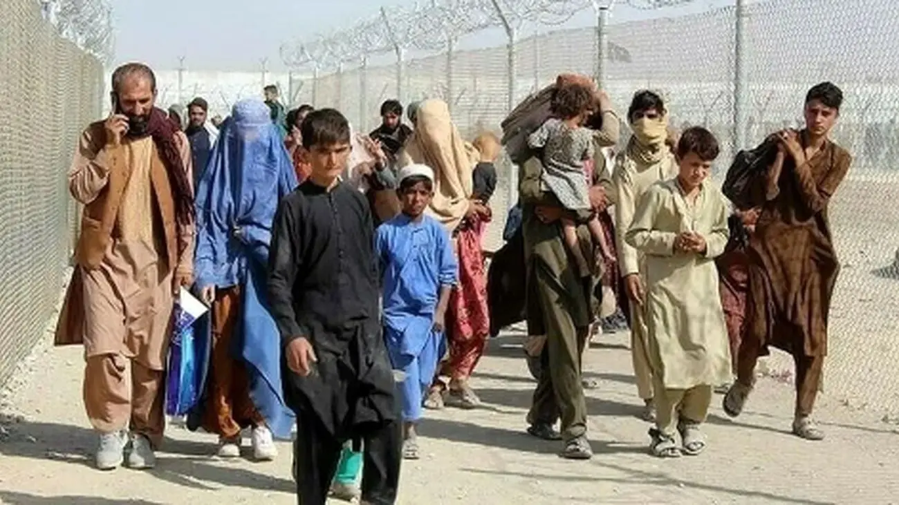 افغانها بروند، جیب مردم ایران خالیتر میشود!