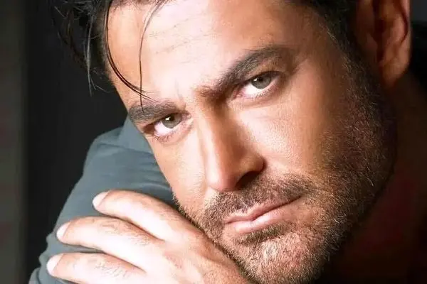 محمدرضا گلزار: مریضی شاگرد اول شدن داشتم، پزشک نشدم اما ستاره شدم!