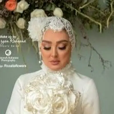 کارت عروسی لاکچری و دسته گل خاص الهام حمیدی به سبک سلطنت عثمانی