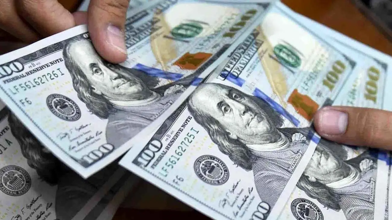 پیشبینی قیمت دلار / آیا خبر استیضاح همتی بازار را تکان میدهد؟