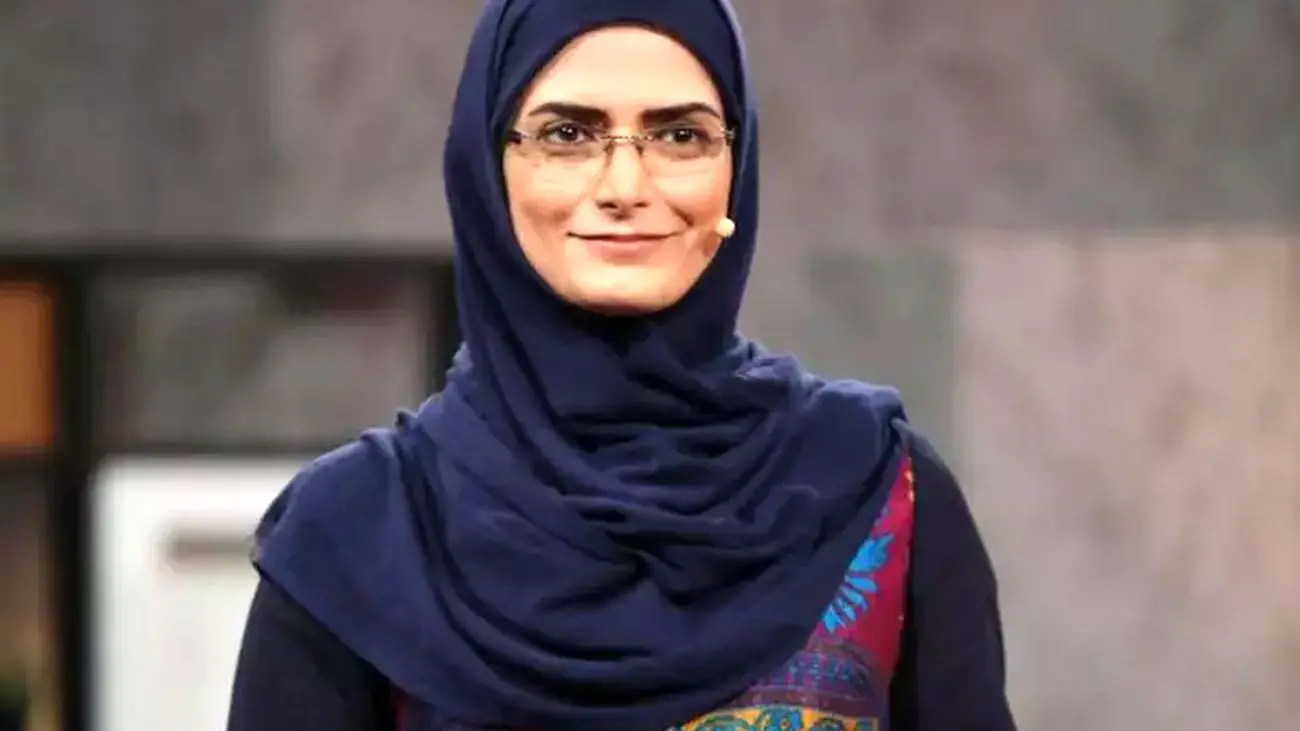 مجری زن سابق صداوسیما سر از بیبیسی درآورد