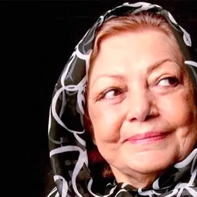 حمیده خیرآبادی و داستان جالب موتورسواری با چادر! +فیلم