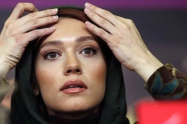 لواشک های خونگی شهرزاد کمال‌زاده در بالکن خانه‌اش در انتظار خشک شدن+عکس