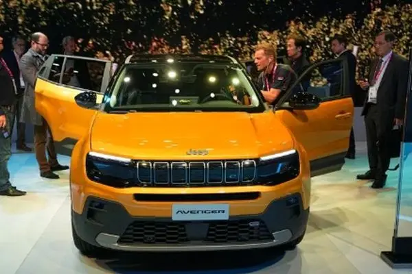 کدام کشورها برای خودروهای برقی پول خرج می‌کنند؟