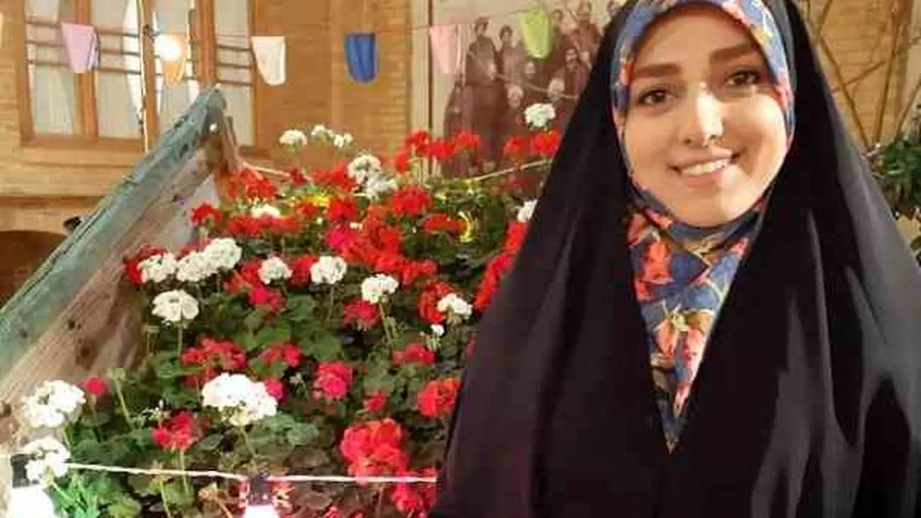 این زن همسر خیلی شیک شهرام شکیبا است / او هم مجری بود !