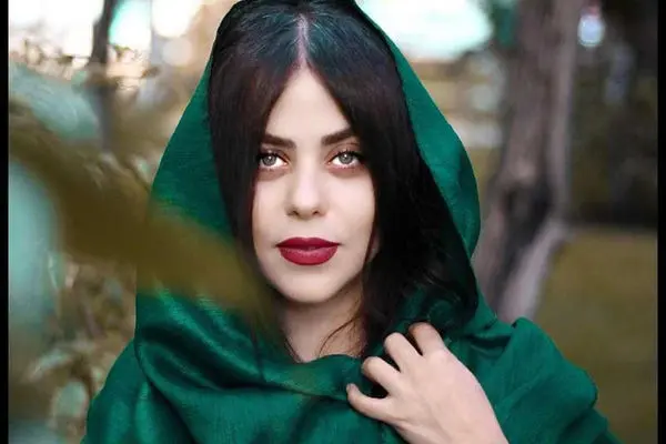عکس فوق جذاب از بیلی آیلیش ایران / تغییر چهره خانم بازیگر چشم رنگی در آستانه 40 سالگی !