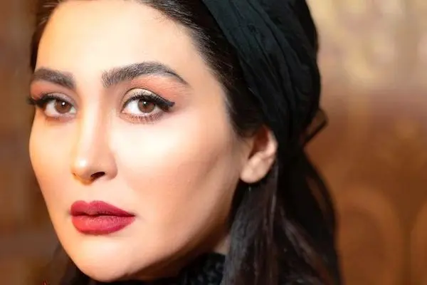 عکس لو رفته از استایل کت‌وشلواری جدید مریم معصومی به رنگ موکا!