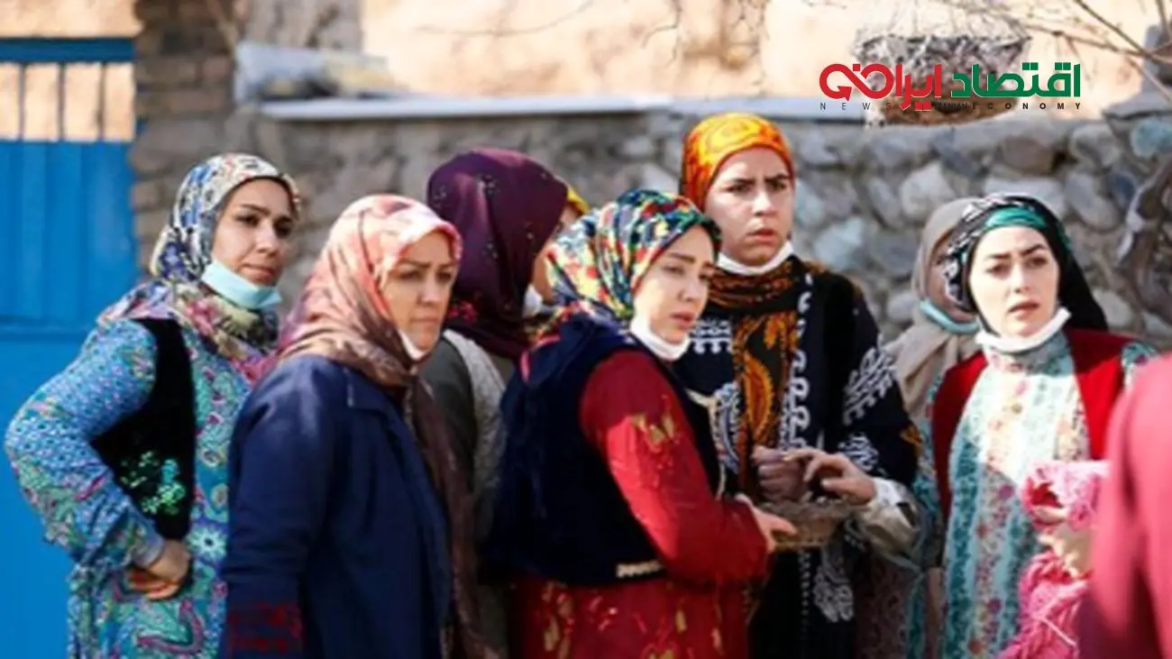 عکس لو رفته از پشت صحنه نون خ؛ تیپ زنانه ندا قاسمی و هدیه بازوند!
