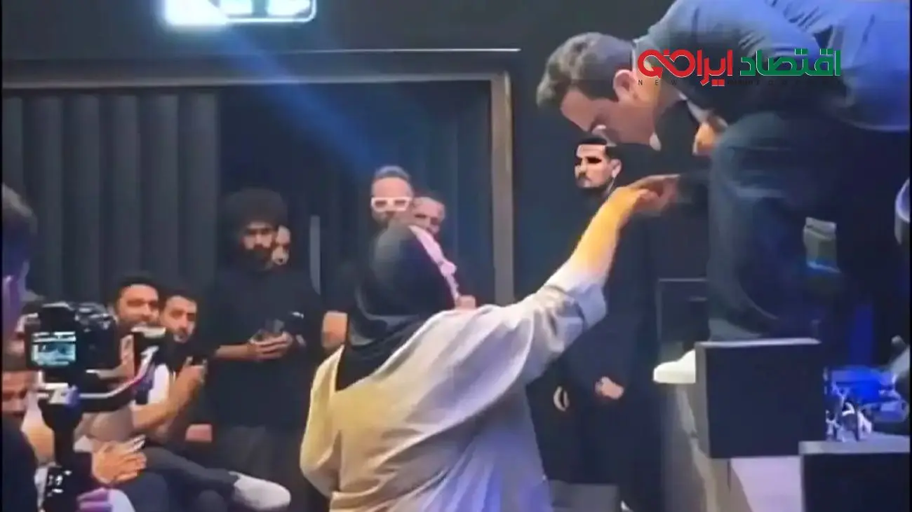 کنسرتی که همه را شوکه کرد: ادای احترام حامد آهنگی به مادرش وسط برنامه + ویدیو