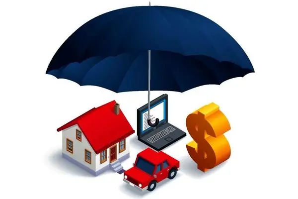 چرا بیمه‌ها به زنان موتور سوار خسارت نمی‌دهند؟