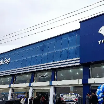 بررسی تاثیر برخورد تعزیراتی با ایران‌خودرو بر دلار 100 هزار تومانی