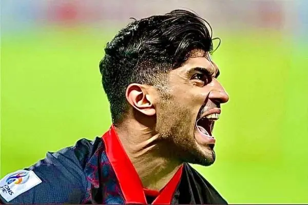 بازیکن افسرده پرسپولیسی لو رفت/ او در تراکتور دوام نیاورد؟ من را به پرسپولیس برگردانید