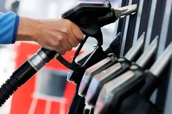 قیمت بنزین و سهمیه جدید هر نفر/تصمیم نهایی چیست؟