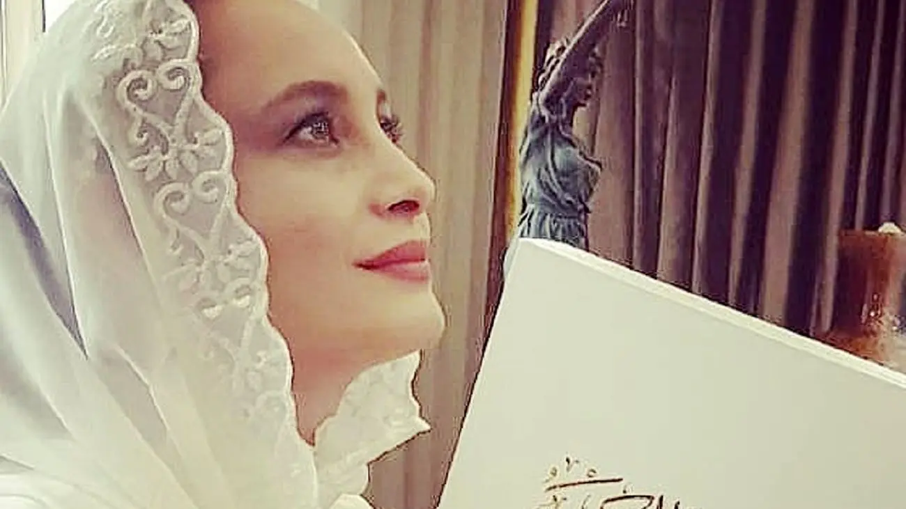 تنها عکس از پدر و مادر خوش لباس مریم کاویانی / شیک و اصیل مثل خانم بازیگر !