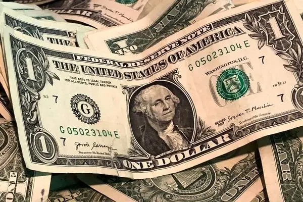 پیش‌بینی جدید قیمت دلار و طلا؛ زمان ورود یا خروج؟