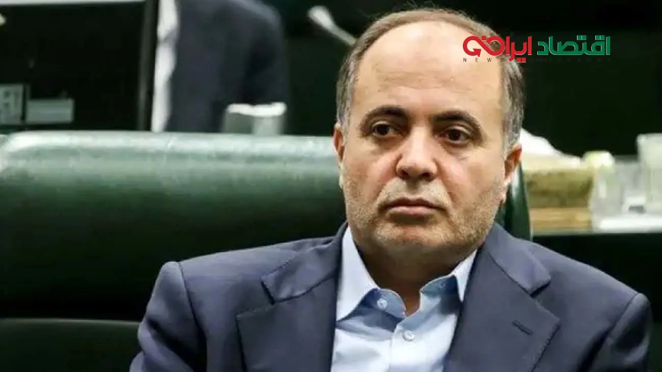 اعتراض دامداران، سخنرانی وزیر جهاد کشاورزی را نیمه‌تمام گذاشت + فیلم