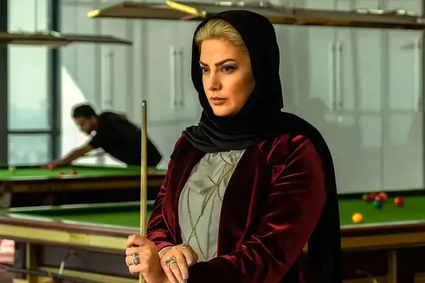  خنده های دلبرانه طناز طباطبایی زیباترین خانم بازیگر ایران / هوش از سر همه پراند !