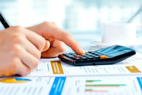 کسری بودجه دولت در سال 1403 چقدر است؟