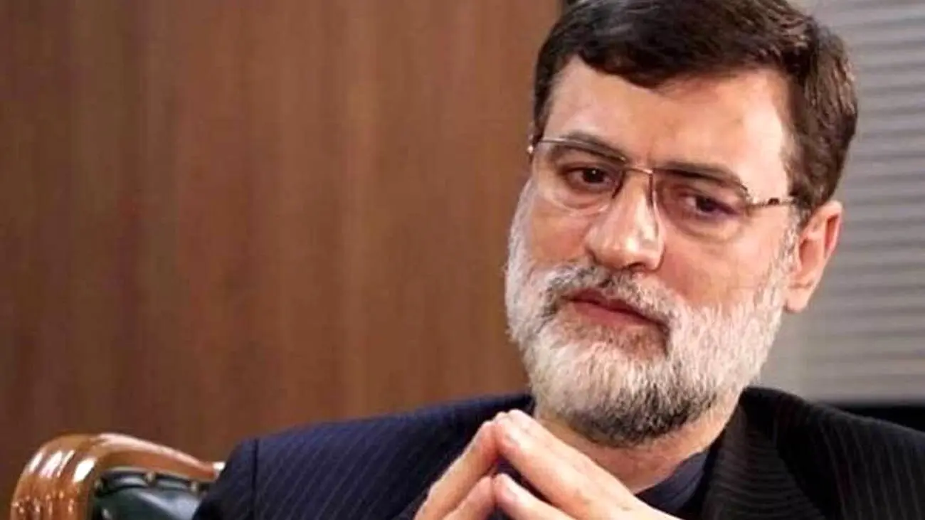 قاضیزاده هاشمی شاکی شد/ عصبانیت آقای کاندیدا از سوال پوششی بودن