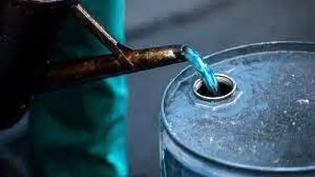 نشاندار کردن مالیات چگونه دولت را از نفت بینیاز میکند؟