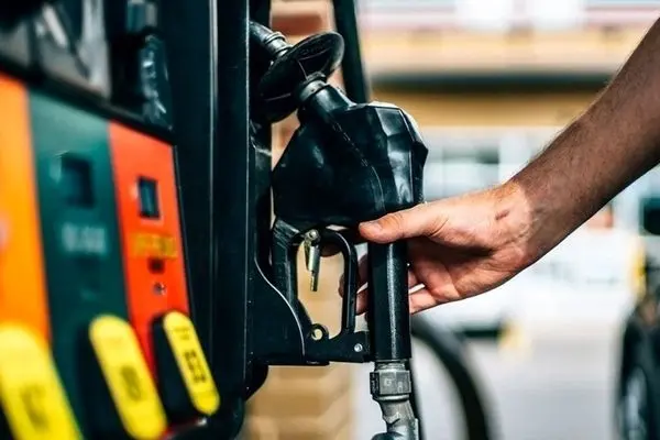 آیا نرخ جدید بنزین شما را غافلگیر می‌کند؟/ جزئیات قیمت سهمیه‌ای