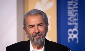 عکس منشوری از فرامرز قریبیان در کنار یک زن زیبا و جوان / اصلا از آقای بازیگر توقع نداشتیم !