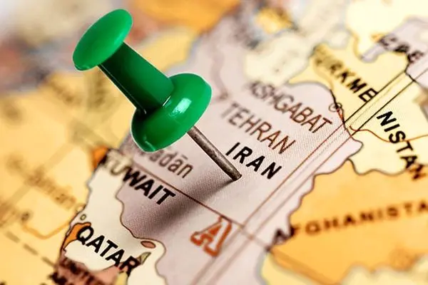 اقتصاد ایران زیر سایه چهار دهه فشار تحریمی / تحریم‌ها کاغذ پاره نیستند!