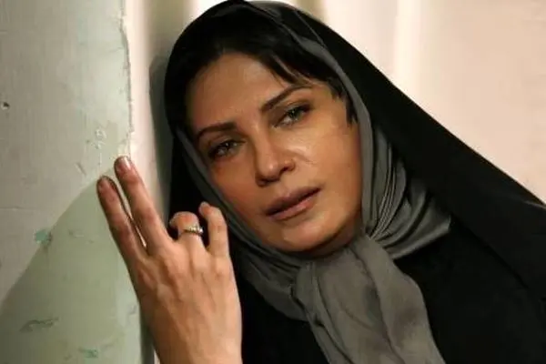 عکس جدید لعیا زنگنه در آستانه 60 سالگی / زیباتر از همیشه !