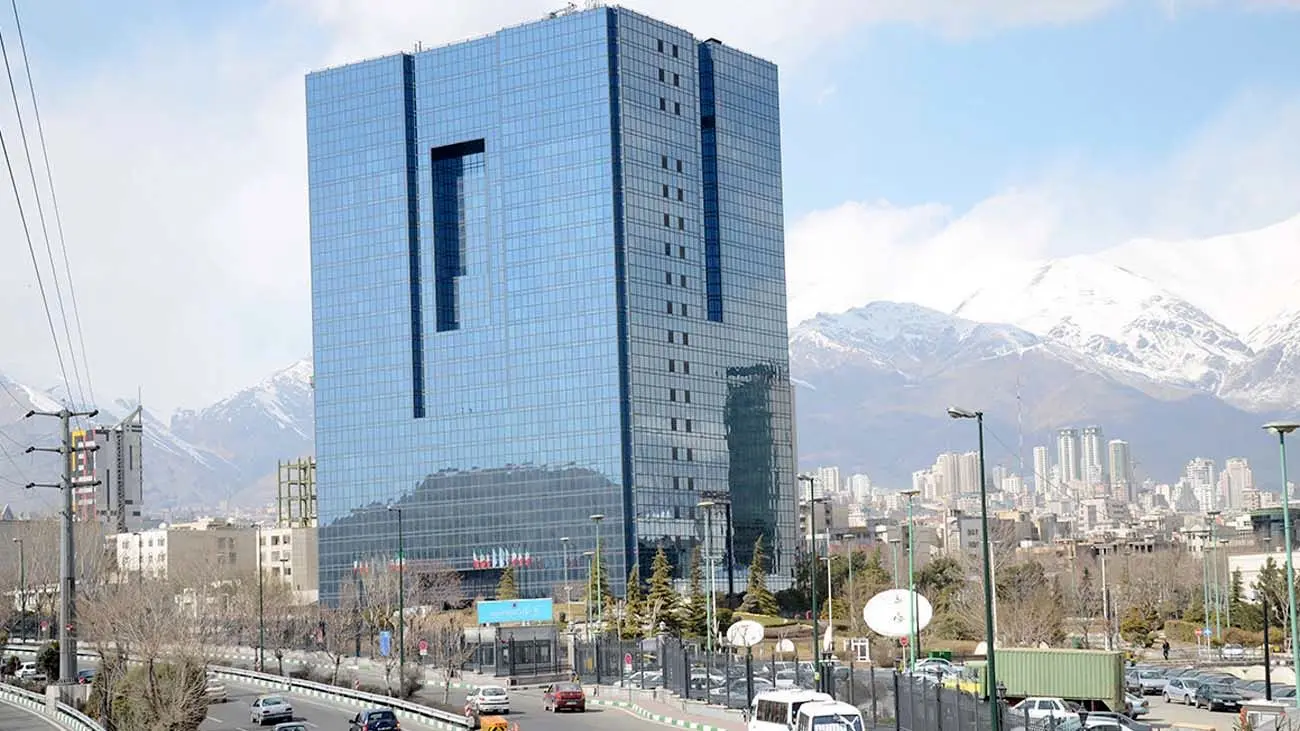دلار صعود می‌کند، رئیس بانک مرکزی سکوت می‌کند؟