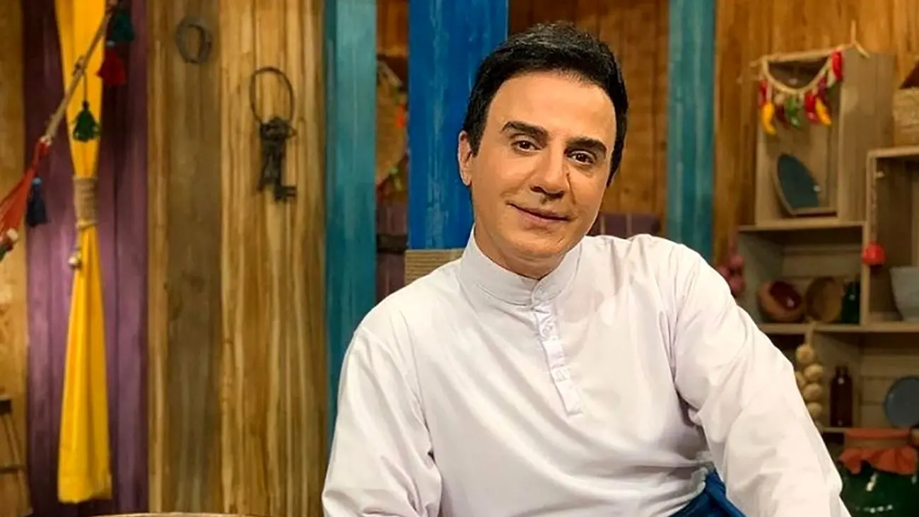 تیپ بهاری و جوانپسند عمو پورنگ در آستانه ۵۱ سالگی + عکس
