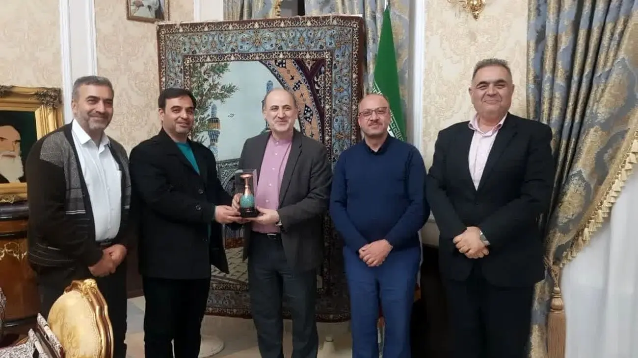 دیدار مدیرعامل شرکت نمایشگاه اصفهان با مسوولین سفارت ایران در ازبکستان