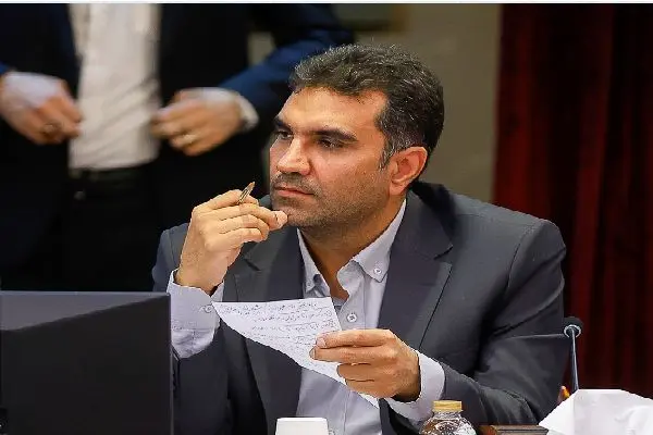 مسئولین دقت نمی کنند که حتی تصمیمات فرهنگی بر اقتصاد تاثیرگذار است
