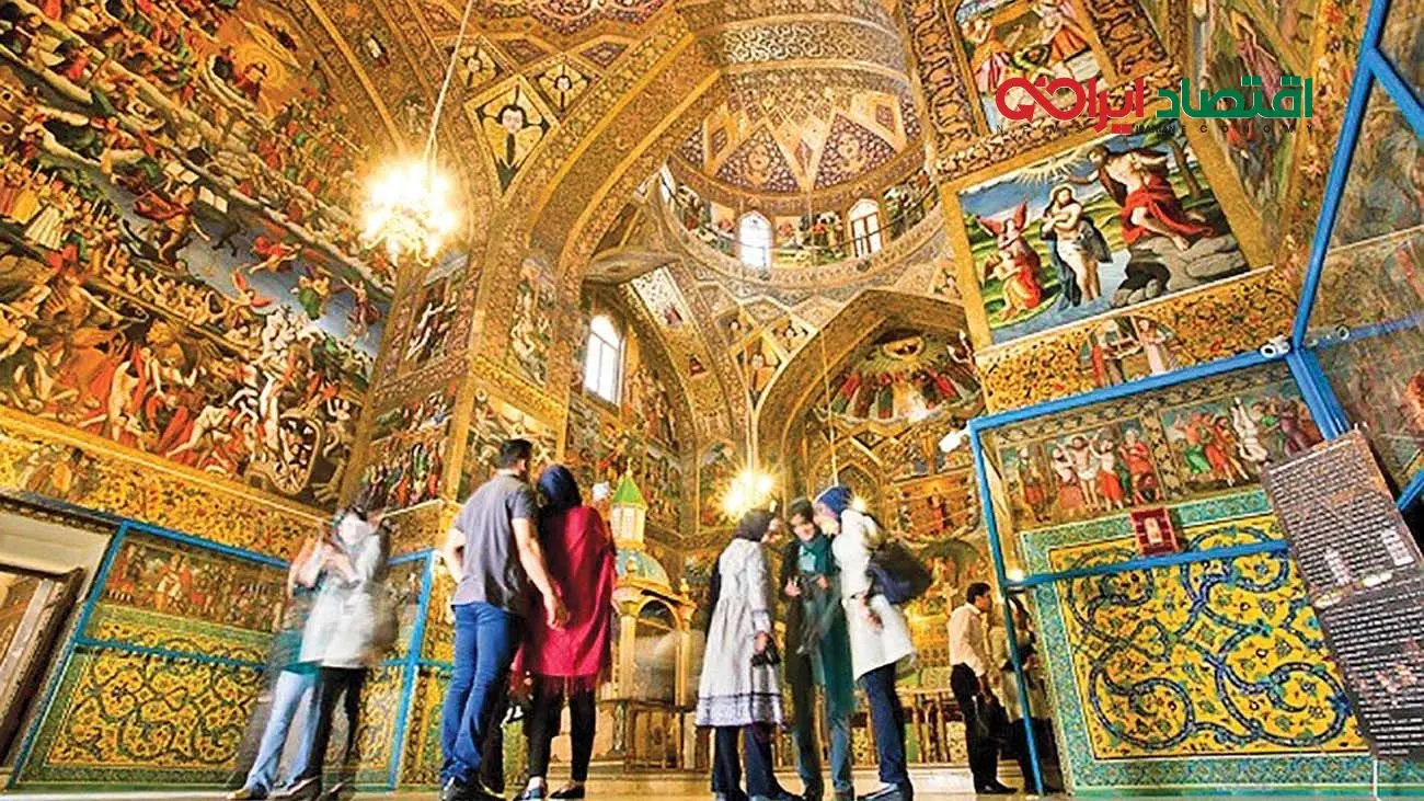آماردهی دولت اشتباه از آب درآمد / تغییر واقعی تعداد گردشگران چقدر است؟