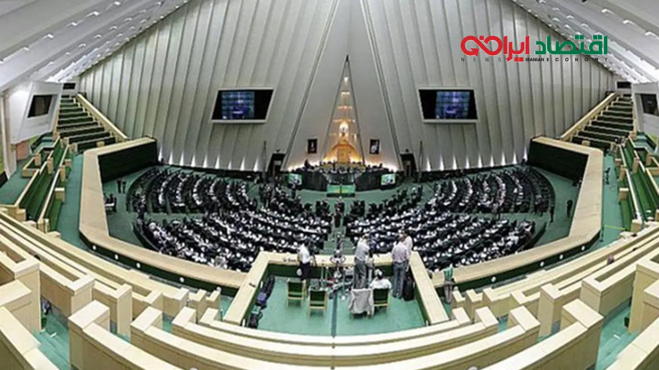 آخرین خبر درباره افزایش حقوق کارمندان و مخالفت با افزایش حقوق سربازان
