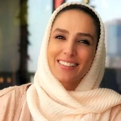 تصاویر متفاوت و دیدنی از سفره شب یلدای شیک و خاص سوگل طهماسبی!