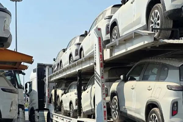 خبر داغ خودرویی: ۳ هزار خودروی وارداتی در بندر شهید  رجایی ترخیص شد + عکس و فیلم