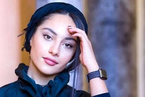 اولین عکس از استایل گران قیمت ترلان پروانه در ویلای میلیاردی اش / شیک و موقر !