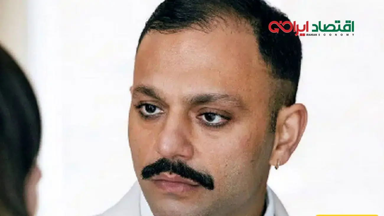 تصاویری شوکه‌کننده از دکوراسیون عجیب اتاق صابر ابر؛ طراحی کلاسیک در دل طوفان تخیل!